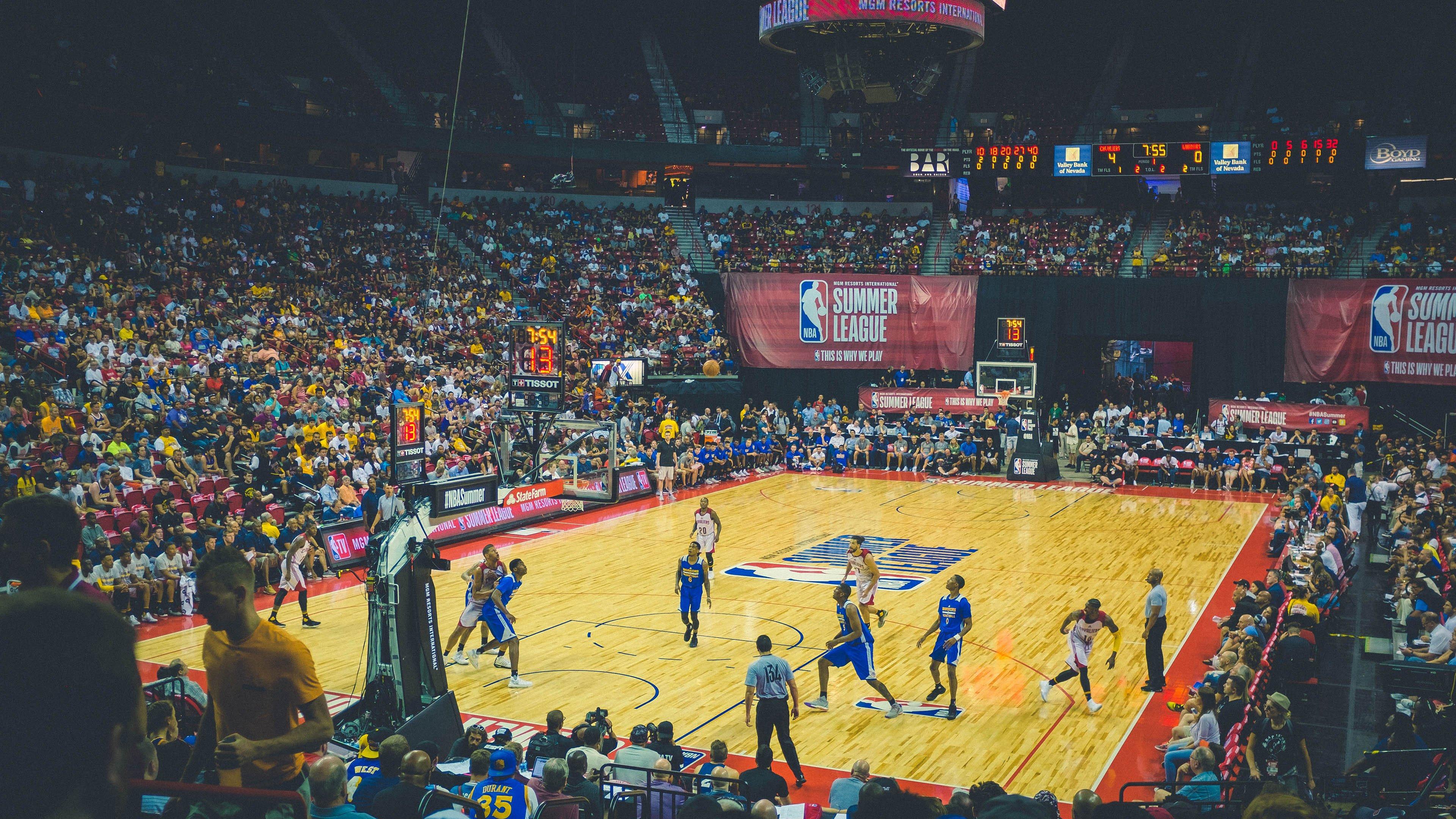 里夫斯替补上场再立新功,数据全面优于首发时期表现