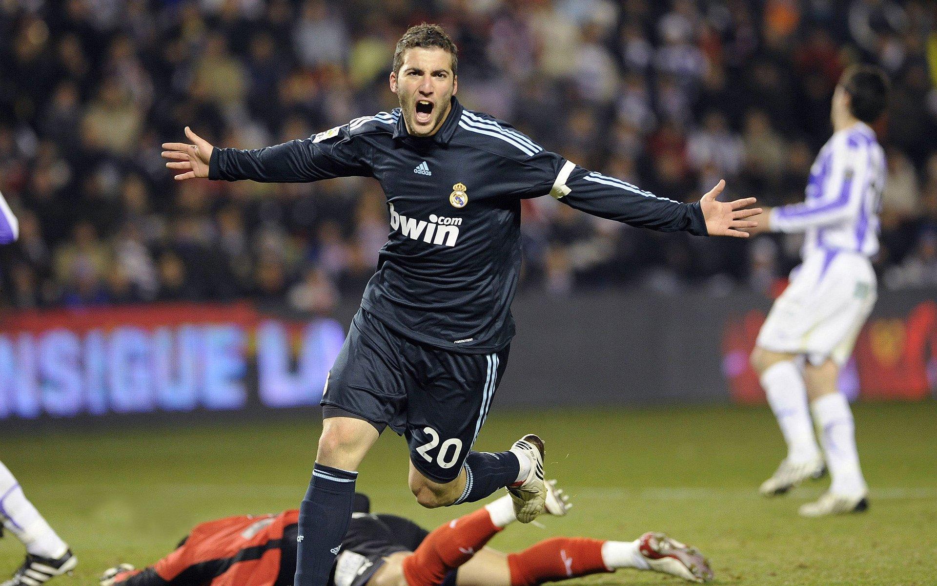 北美流媒体巨头派拉蒙豪掷超十亿英镑入局 欧洲足球版权版图再遭科技资本重塑